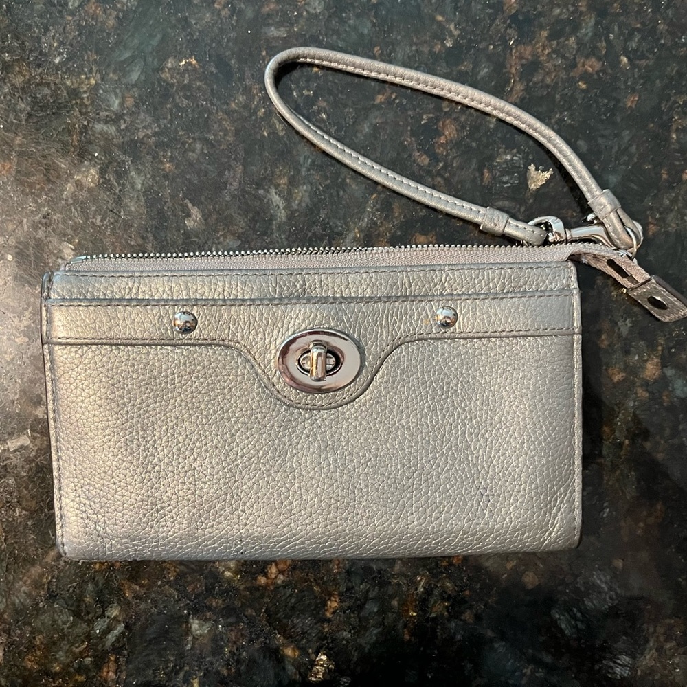 Coach Long Wallet Wristlet